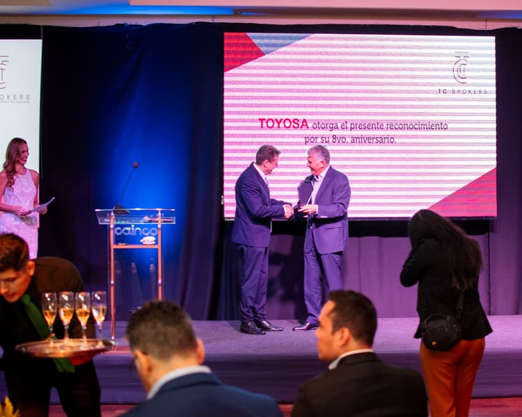 Imagen de portada: TC BROKERS celebra su 8º aniversario con logros históricos y una mirada hacia el futuro