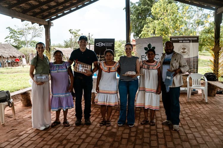 Imagen de portada: Con la firme decisión de salir adelante, la comunidad Santa Rita  da el primer paso para restaurar sus suelos