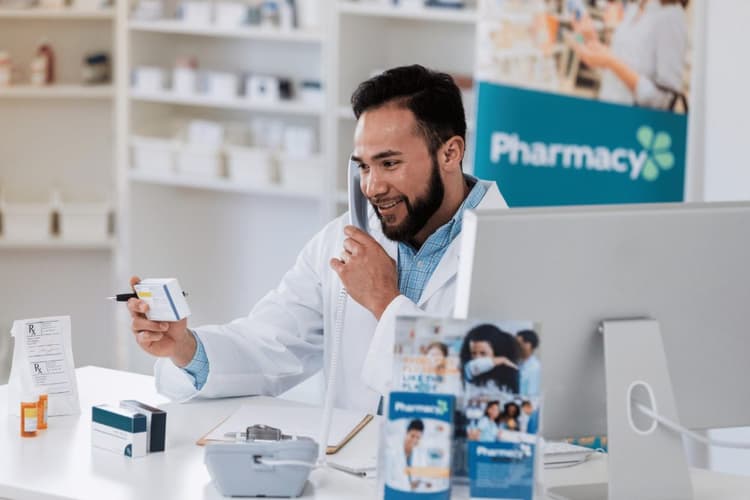 Imagen de portada: Industria Farmacéutica: Compromiso con la población y la producción de calidad