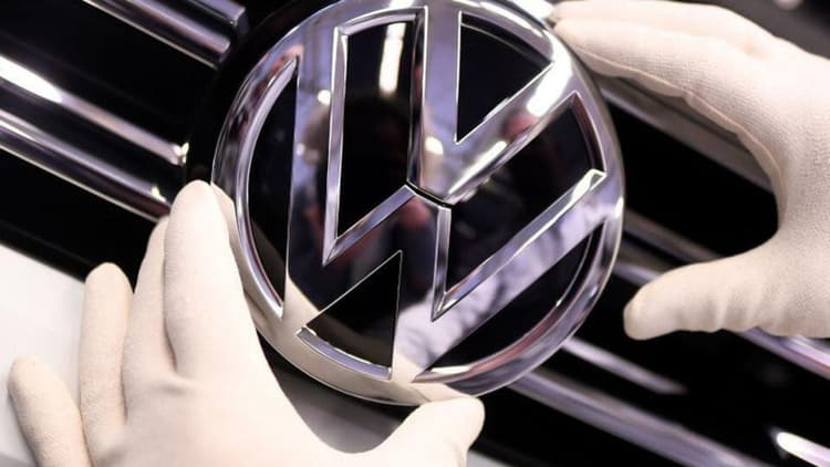 Imagen de portada: Grupo Volkswagen mantendrá contactos con el Gobierno de EEUU y no moverá sus plantas de México