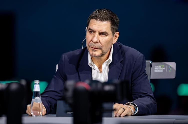 Imagen de portada: CLAURE: EL GOBIERNO MINTIÓ Y LLEVÓ AL PAÍS A LA BANCARROTA