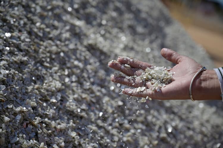 Imagen de portada: Bruselas apoyará 47 proyectos de minería de materias primas críticas en Europa, 7 de ellos en España