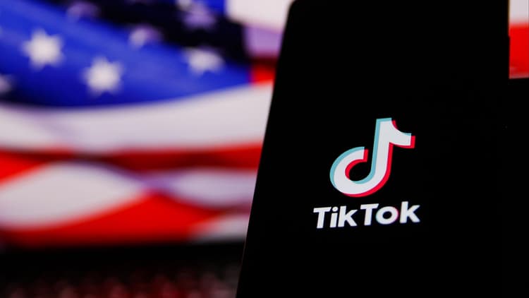Imagen de portada: Trump plantea rebajar los aranceles a China si Pekín aprueba la venta de TikTok