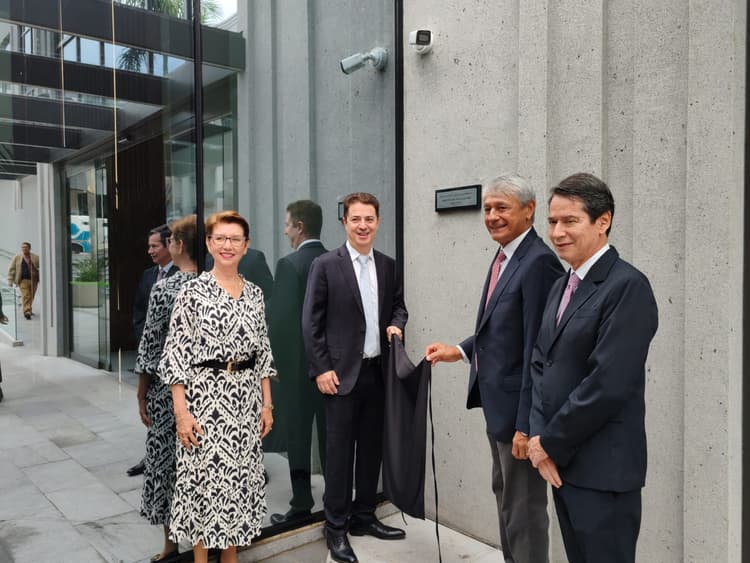 Imagen de portada: Premian al edificio central del Banco Ganadero: una obra arquitectónica que revaloriza el centro histórico de Santa Cruz