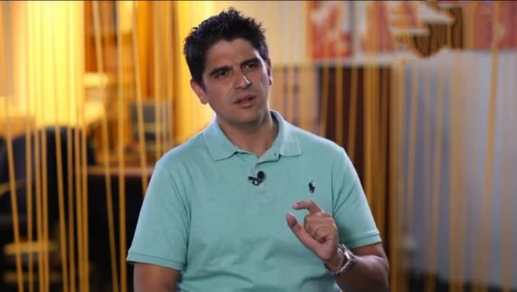 Imagen de portada: Juan Claudio de Oliva Maya: "Bolivia no ha sabido aprovechar las oportunidades del mercado internacional y eso es algo que debemos cambiar"