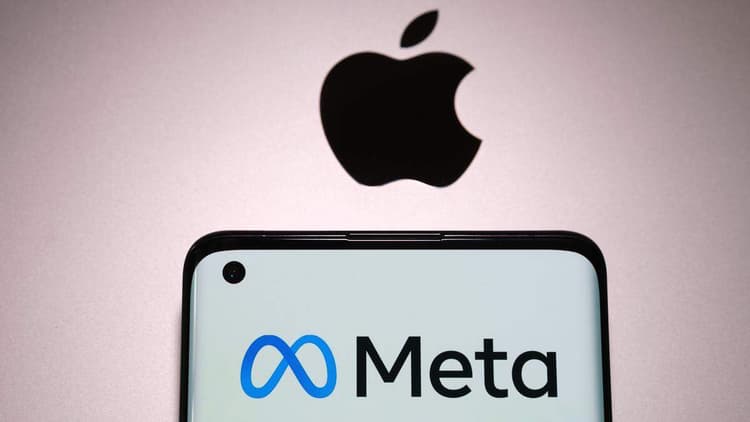 Imagen de portada: Comisión Europea multa a Apple con 500 millones y a Meta con 200 por violar la ley europea de mercados digitales