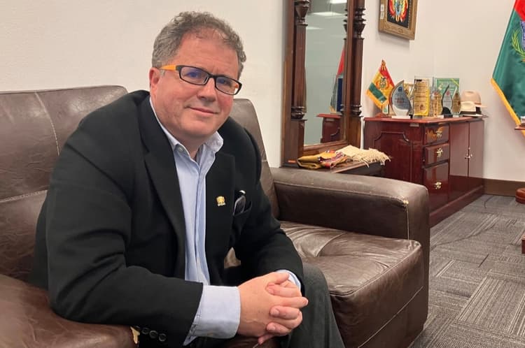 Imagen de portada: Más allá de la recaudación: El sistema fiscal que moldeó Bolivia, bajo la lupa de Miguel Roca