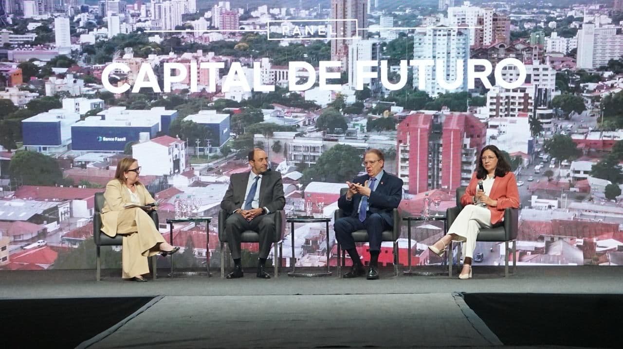 BCP PLANTEA ABRIR LA BANCA AL FINANCIAMIENTO  INTERNACIONAL Y FORTALECER LA INCLUSIÓN DIGITAL