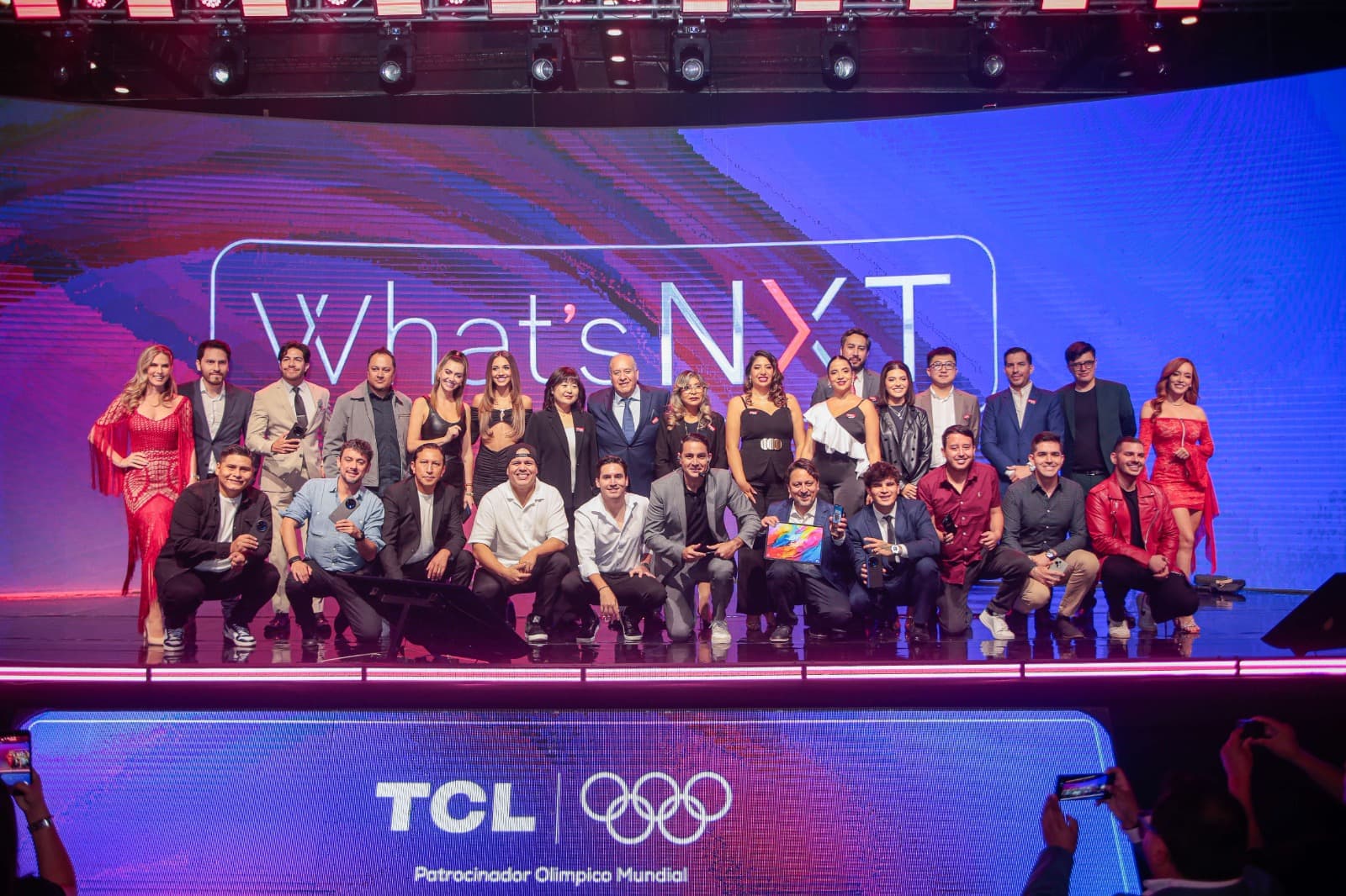 TCL lanza en Bolivia su portafolio más innovador y debuta con smartphones NXTPAPER
