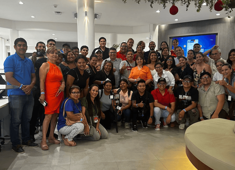 Imagen de portada: Nacional Seguros renueva su reconocimiento a la  prensa protegiendo a más de 300 periodistas en Bolivia