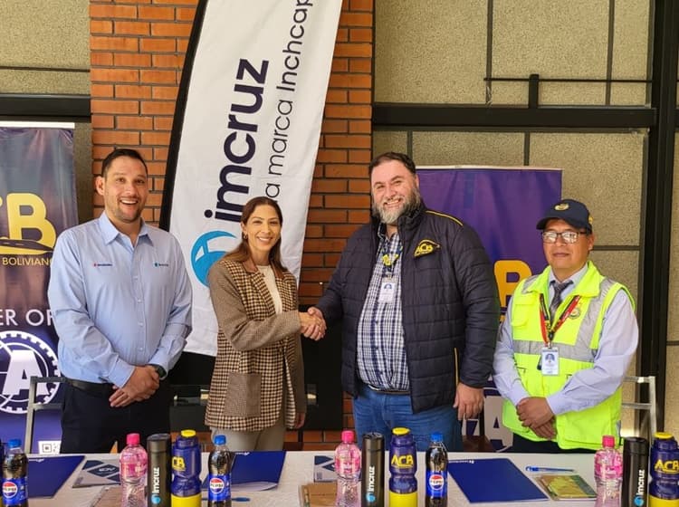 Imagen de portada: Imcruz – Inchcape Bolivia y el Automóvil Club Boliviano se unen para formar jóvenes más responsables al volante