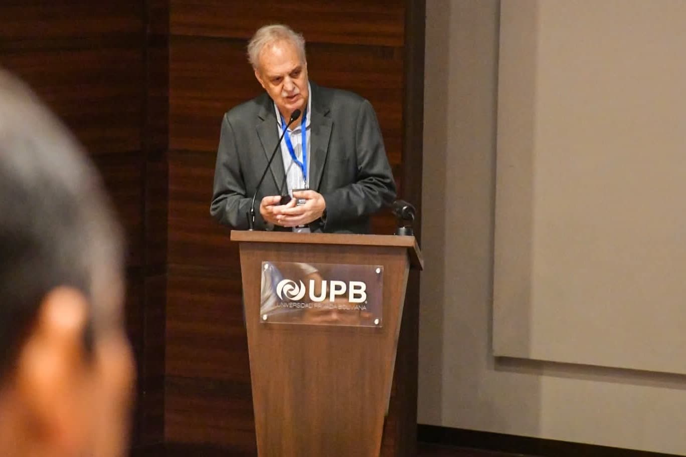 Carlos Nobre plantea la urgencia de actuar para sostener la conectividad y el equilibrio de la Amazonía