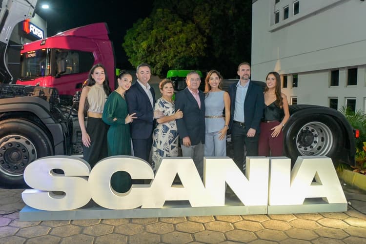 Imagen de portada: De la mano de Forza S.A., Scania Súper llegó a Bolivia para impulsar el futuro del transporte pesado