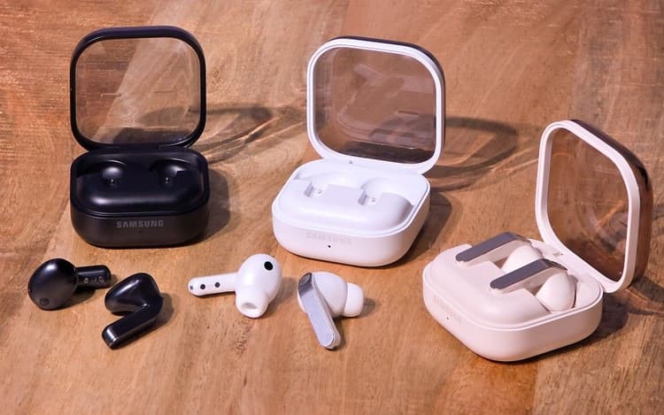 Imagen de portada: La serie Galaxy Buds4 eleva la claridad de las llamadas con HD Voice