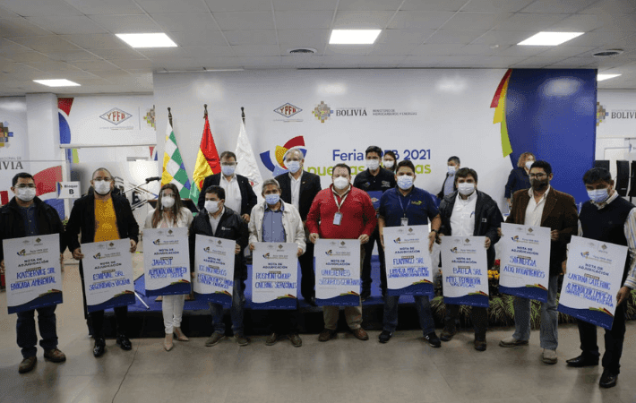 Imagen de portada: Contratación de Bienes y Servicios