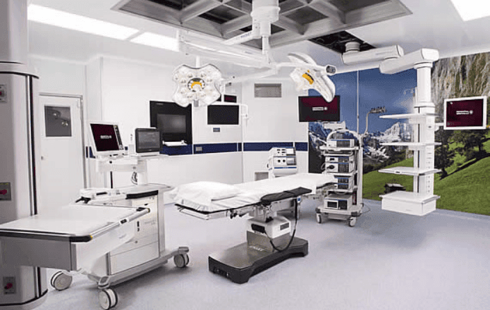Imagen de portada: HOSPITAL UNIVALLE, LÍDERES EN SALUD