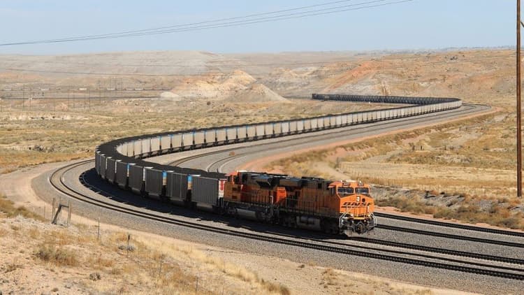 Imagen de portada: El tren optimizará la logística de la exportación de litio