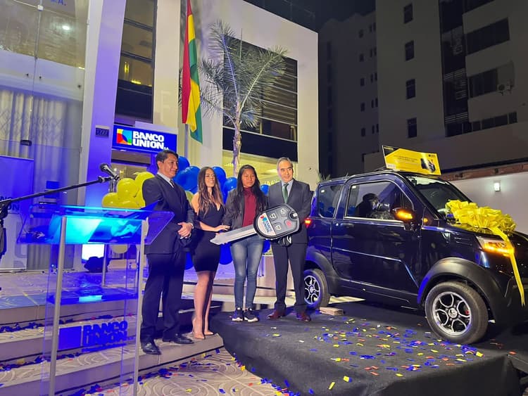 Imagen de portada: BANCO UNIÓN Y WESTERN UNIÓN REGALARON UN VEHÍCULO ELÉCTRICO QUANTUM Y DOS MOTOCICLETAS YADEA POR LA FIDELIDAD DE SUS CLIENTES