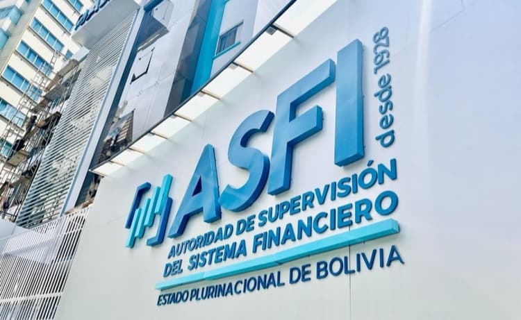 Imagen de portada: ASFI: el índice de mora del sistema financiero boliviano es más bajo del promedio de los países de la región