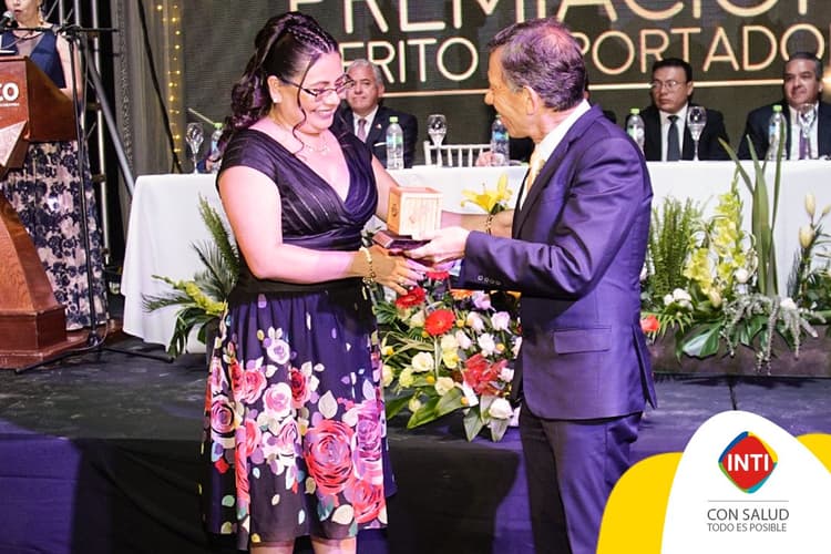 Imagen de portada: INTI recibe el premio al Mérito Exportador por su  impacto en la economía