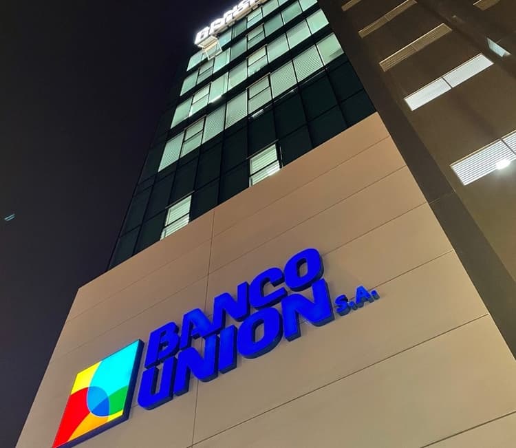 Imagen de portada: Banco Unión, líder en crecimiento y apoyo al desarrollo económico de Oruro