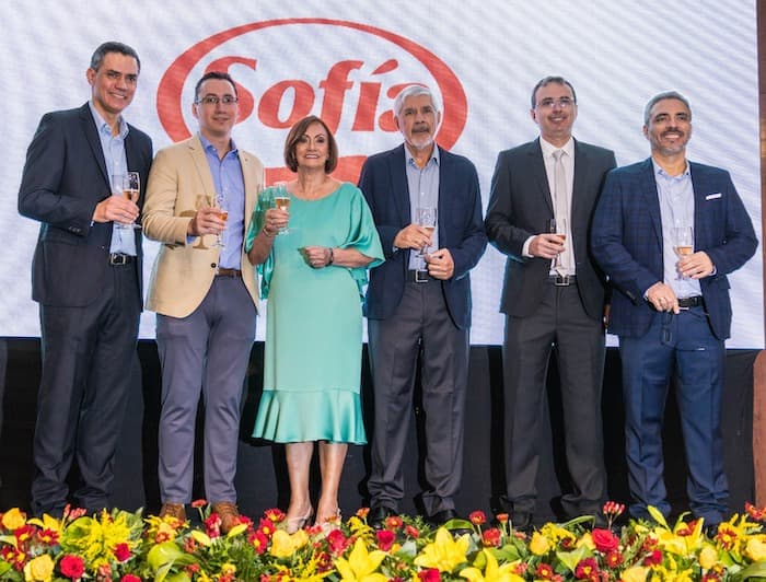 Imagen de portada: Julio Enrique Anglarill fue presentado como nuevo Gerente General de Sofía Ltda.