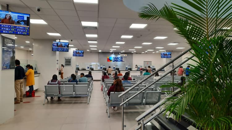 Imagen de portada: Banco Unión S.A. se consolida como líder en créditos en el departamento de La Paz con una cartera superior a $us 1.000 millones