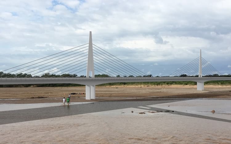 Imagen de portada: Puente Urubó Village, aporte privado al urbanismo cruceño