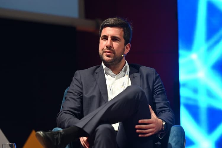 Imagen de portada: Riquelme (Cox Energy) considera "un acierto" invertir en América Latina por ser un mercado competitivo