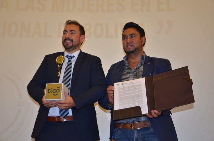 Imagen de portada: Tigo recibe sello de oro por sus acciones en contra de la violencia hacia las mujeres