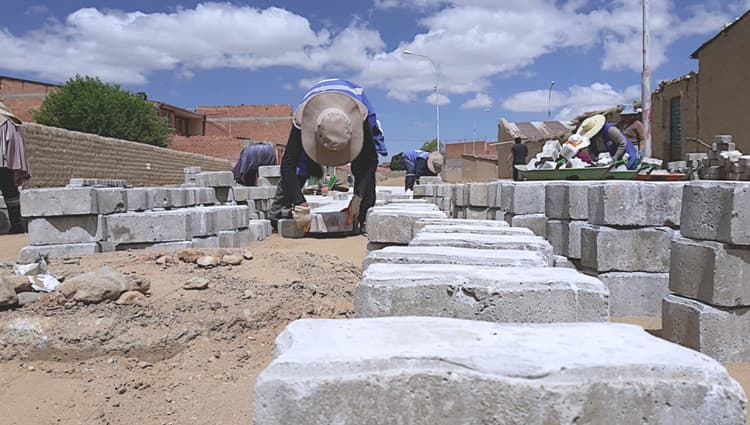 Imagen de portada: FONPLATA fortalece el desarrollo de Bolivia con más obras y generación de empleo