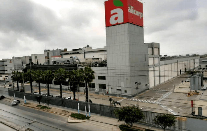 Imagen de portada: Alicorp, compromiso con el crecimiento y desarrollo de los agricultores en Bolivia