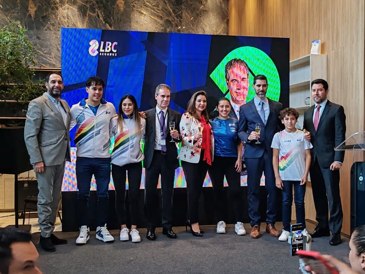 Imagen de portada: En su 78 aniversario LBC Seguros profundiza la cultura digital y hace más inclusivo su programa TEAM LBC