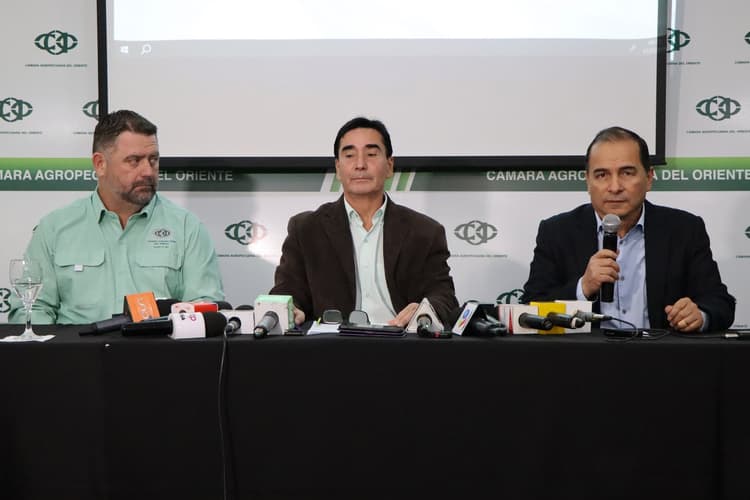 Imagen de portada: La Cámara Agropecuaria del Oriente inicia celebraciones de sus 60 años con la presentación de logo conmemorativo