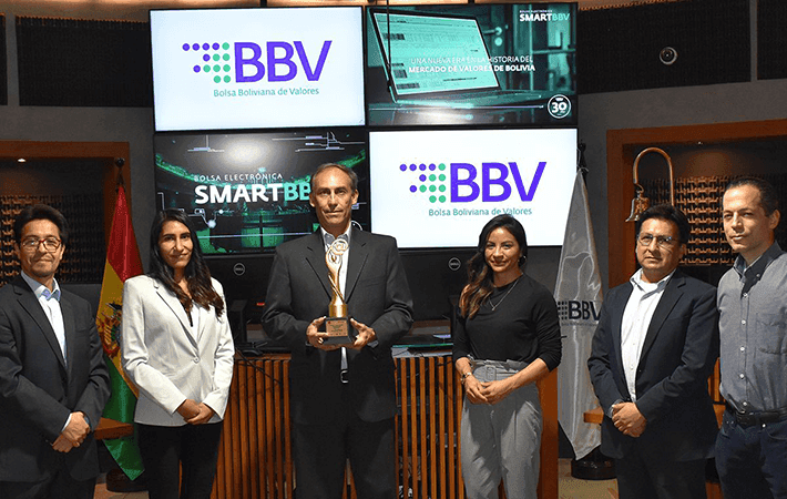 Imagen de portada: LA BOLSA BOLIVIANA DE VALORES RECIBIO EL PREMIO INNOVATIC 2021