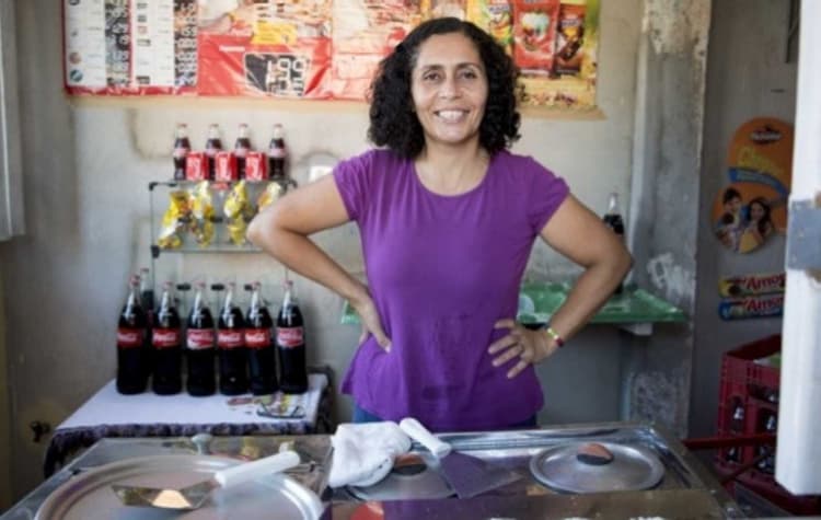 Imagen de portada: COCA COLA, EMPODERANDO MUJERES