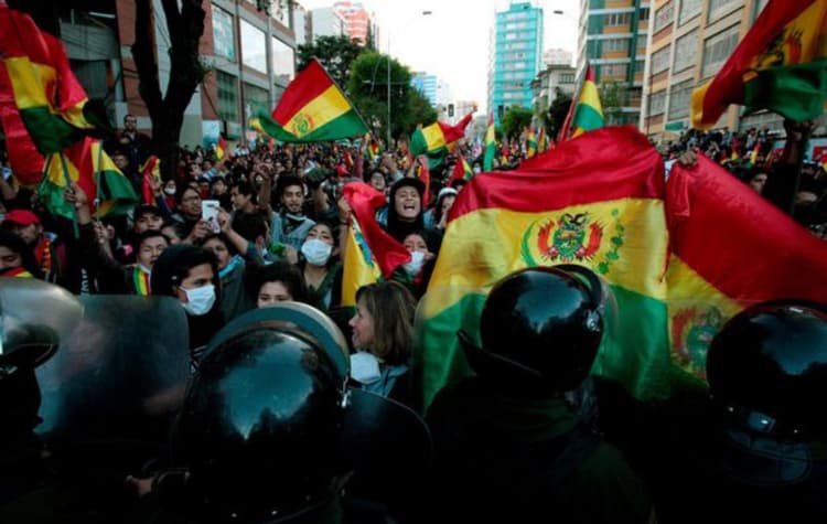 Imagen de portada: EMERGENCIA TRIBUTARIA. RECAUDAR SIN ASFIXIAR