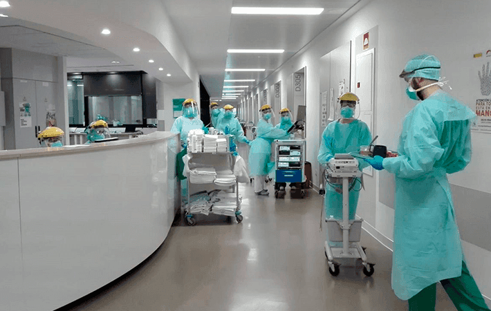 Imagen de portada: REFERENTES DE LA MEDICINA EN BOLIVIA