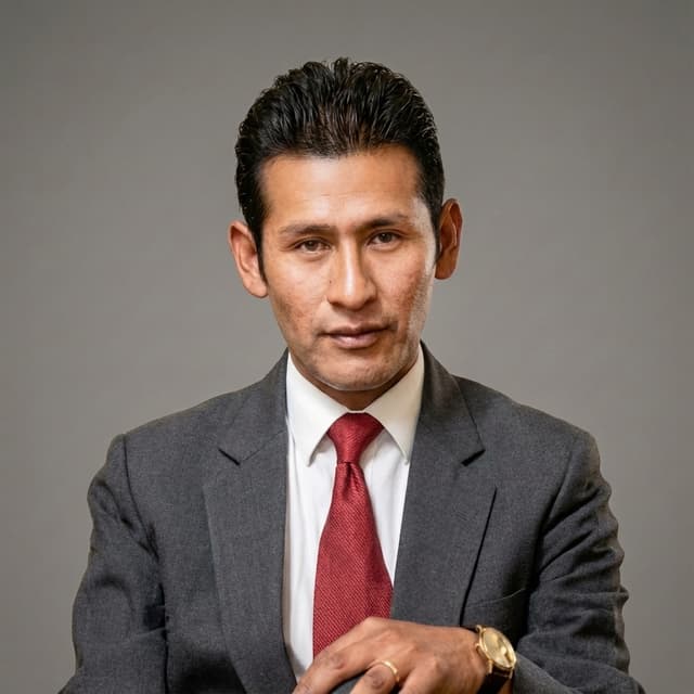 Retrato profesional de Wenceslao Sanchez, Gerente Comercial en Grupo Nueva Economía
